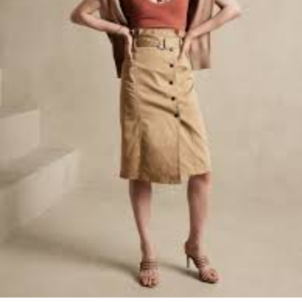 Banana Republic Heritage Button Skirt, Size 14, Khaki, NWT